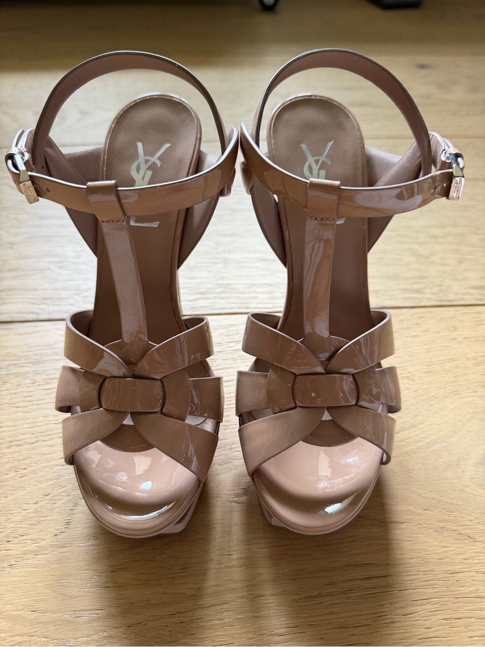 Saint Laurent Nude Tribute 135 Patent Platform Leather Sandals